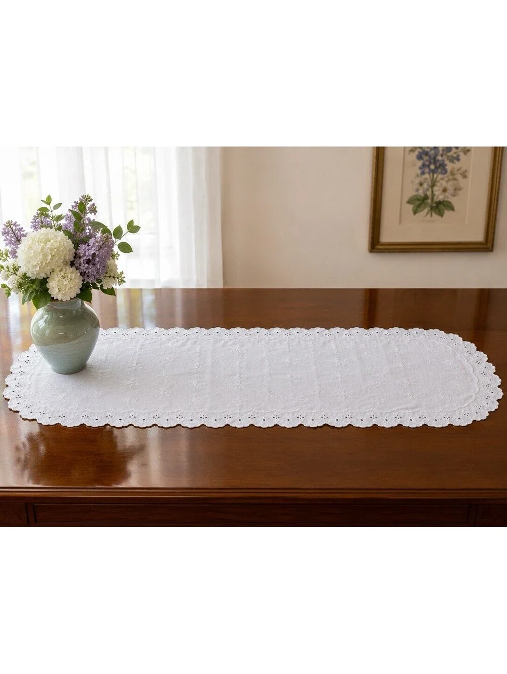 Vintage 1950s Table Runner Butterfly Eyelet Cutwork Embroidered Scalloped 41x15”